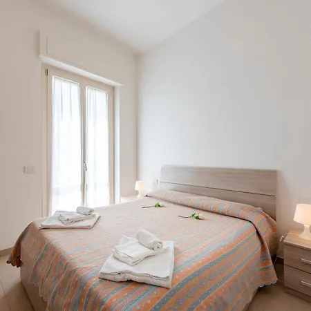 La 2 Ondina 200m From Sea - Happy Apartman Viareggio