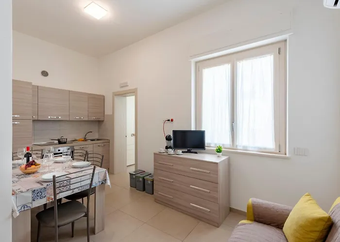 La 2 Ondina 200m From Sea - Happy